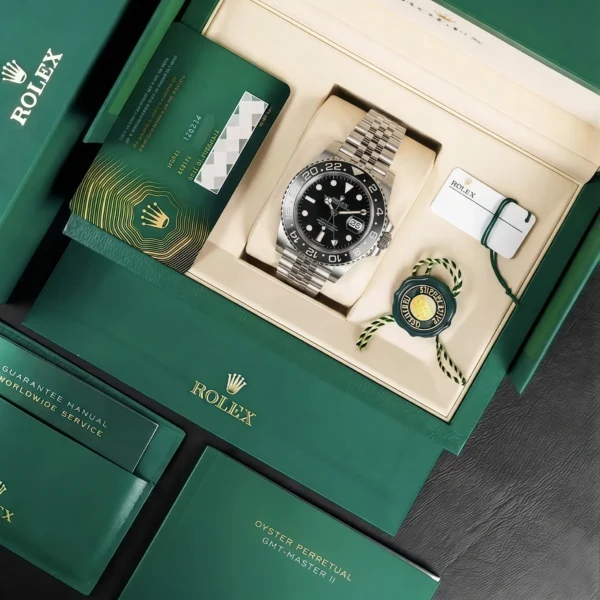 GMT-Master II Oystersteel - Black Dial Black Bezel Jubilee