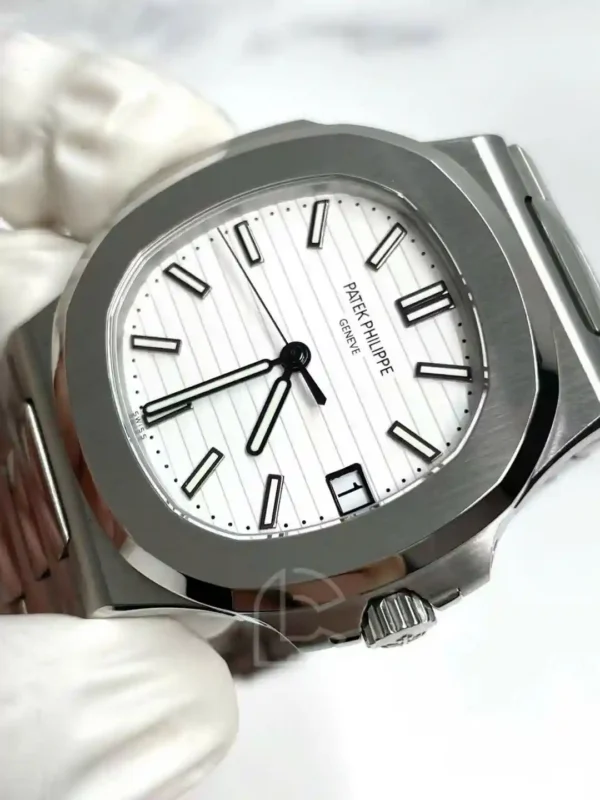 Patek Philippe Nautilus 5711A White 40mm Custom MODIFY 2026 – Handcrafted Version