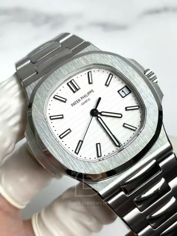 Patek Philippe Nautilus 5711A White 40mm Custom MODIFY 2026 – Handcrafted Version