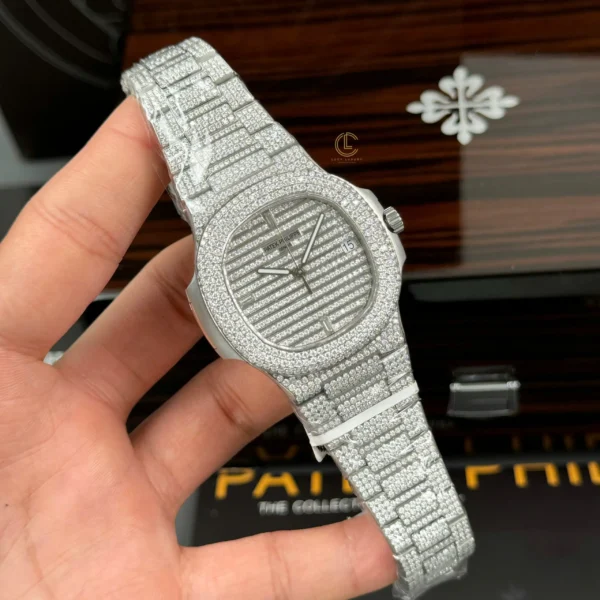 Patek Philippe Nautilus 5711/1A 40mm Full Moissanite – Customize Diamod