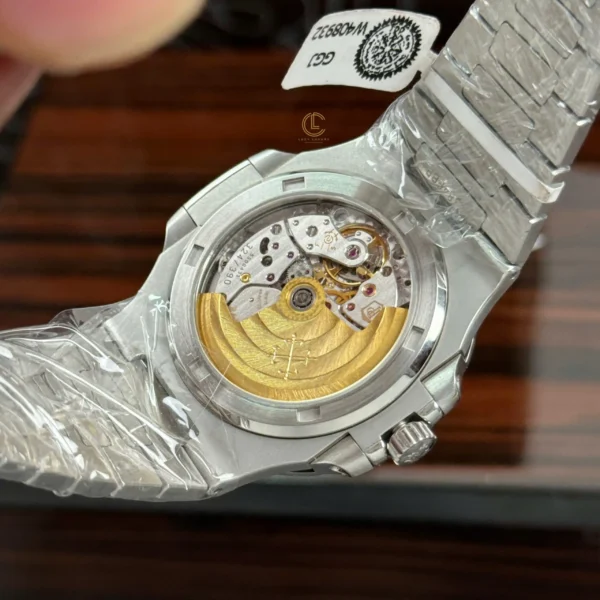 Patek Philippe Nautilus 5711/1A 40mm Full Moissanite – Customize Diamod