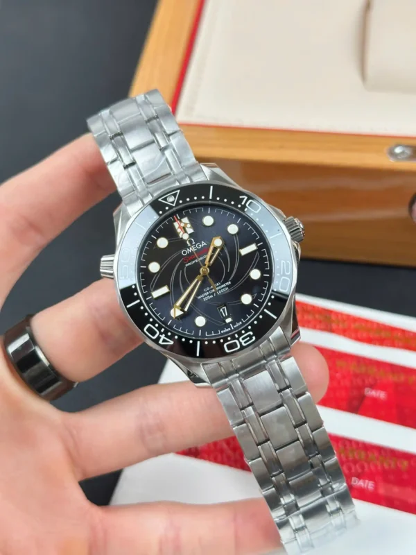 下载 (94) Omega Seamaster Diver 300M James Bond 210.22.42.20.01.004 42mm – VIP Version