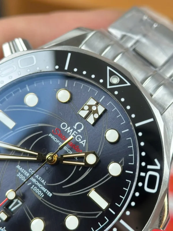 下载 (96) Omega Seamaster Diver 300M James Bond 210.22.42.20.01.004 42mm – VIP Version
